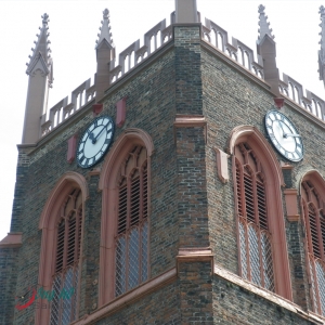 Đồng hồ công cộng (đồng hồ lớn ngoài trời) lắp tại nhà thờ